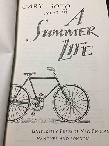 Imagen de archivo de A Summer Life a la venta por SecondSale