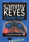 Imagen de archivo de Sammy Keyes and the Hotel Thief (Live Oak Mysteries) a la venta por Irish Booksellers