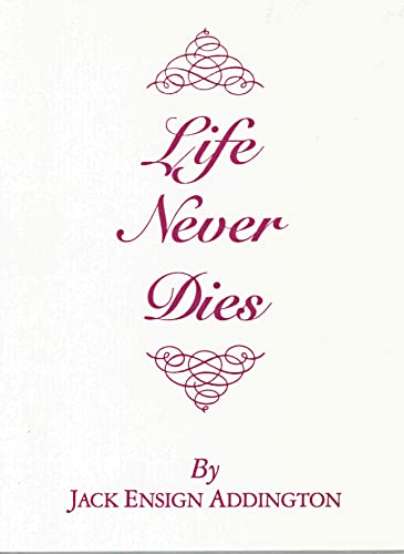 Beispielbild fr Life Never Dies zum Verkauf von PBShop.store US