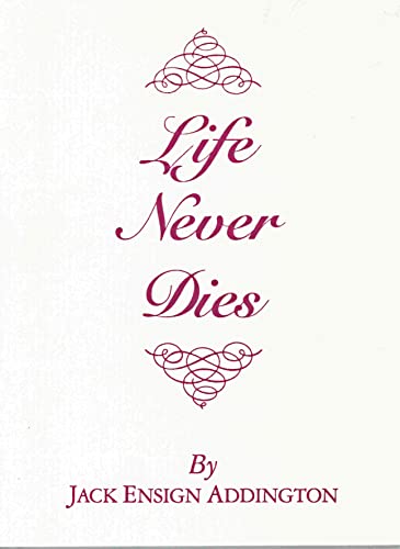 Imagen de archivo de Life Never Dies a la venta por PBShop.store US