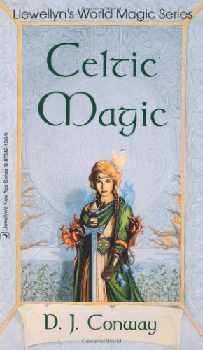 9780875421360: Celtic Magic (Llewellyn's World Religion & Magick)