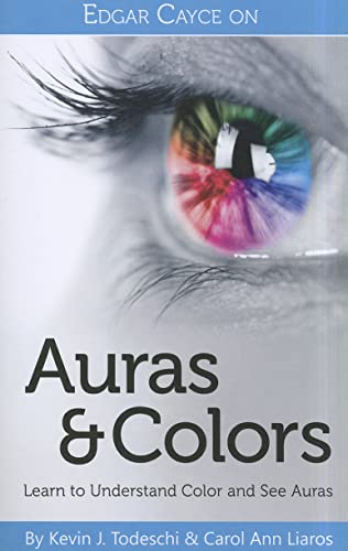 Beispielbild fr Edgar Cayce on Auras & Colors zum Verkauf von Wonder Book