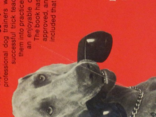 Imagen de archivo de Dog Tricks a la venta por BookHolders