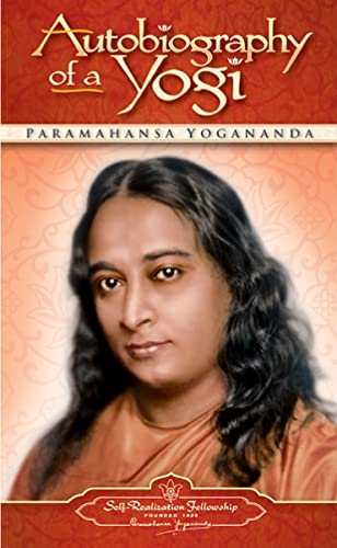 Imagen de archivo de AUTOBIOGRAPHY OF A YOGI PARAMAHANSA YOGANANDA a la venta por WONDERFUL BOOKS BY MAIL