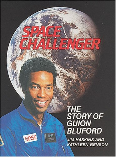 Beispielbild fr Space Challenger : The Story of Guion Bluford zum Verkauf von Better World Books: West