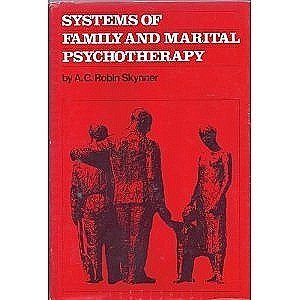 Imagen de archivo de Systems of Family and Marital Psychotherapy a la venta por ThriftBooks-Dallas