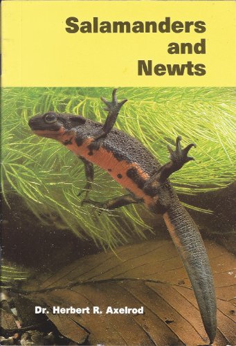 Beispielbild fr Salamanders and Newts zum Verkauf von Wonder Book