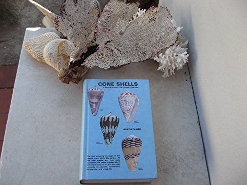 Cone Shells: A Synopsis of the Living Conidae (9780876666289) by Walls, Jerry G.