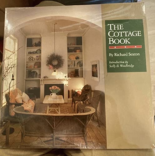 Imagen de archivo de The Cottage Book a la venta por Gulf Coast Books