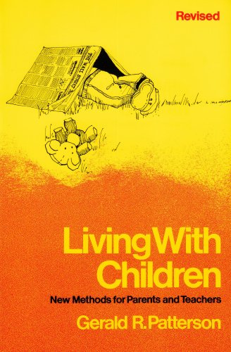 Beispielbild fr Living with Children : New Methods for Parents and Teachers zum Verkauf von Better World Books