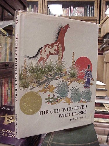 Imagen de archivo de The girl who loved wild horses a la venta por Red's Corner LLC