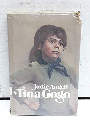 Imagen de archivo de Tina Gogo a la venta por Better World Books