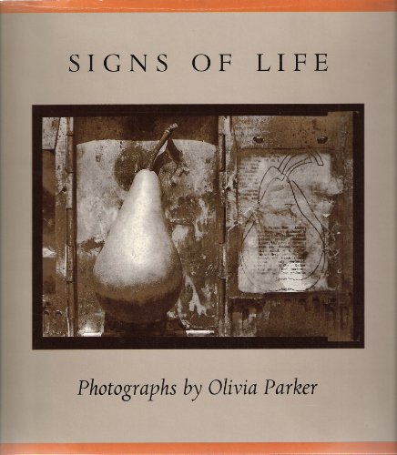 Beispielbild fr Signs of Life: Photographs zum Verkauf von Wonder Book