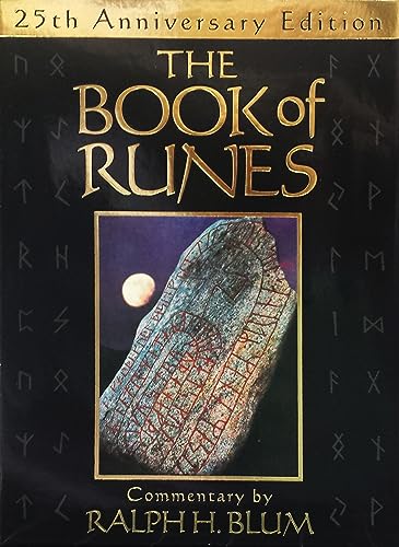 Beispielbild fr The New Book of Runes Set zum Verkauf von SecondSale