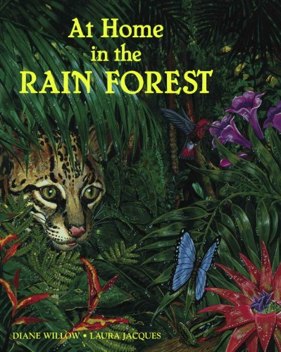 Imagen de archivo de At Home in the Rain Forest a la venta por Better World Books: West