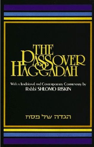Beispielbild fr Passover Haggadah with a Traditional and Contemporary Commentary (English and Hebrew Edition) zum Verkauf von Wonder Book
