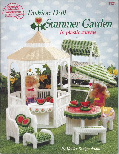Imagen de archivo de Fashion Doll Summer Garden in Plastic Canvas (# 3121) a la venta por Jenson Books Inc