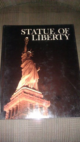 Beispielbild fr Statue of Liberty zum Verkauf von Better World Books