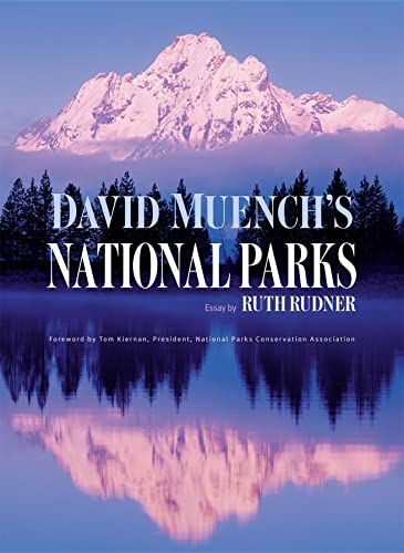 Imagen de archivo de David Muench's National Parks a la venta por ThriftBooks-Dallas