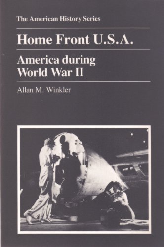 Beispielbild fr Home Front U.S.A.: America During World War II (American History Series) zum Verkauf von Wonder Book