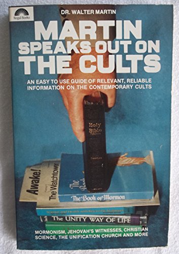 9780884491033: Martin Speaks Out on the Cults