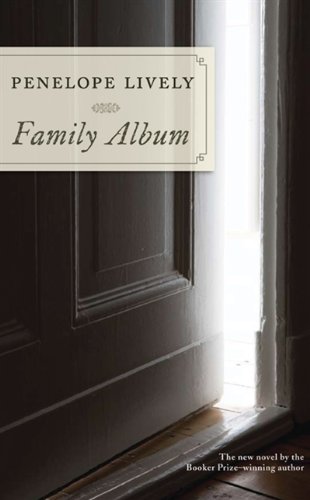 9780886194499: Family Album