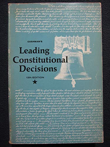 9780886290559: Leading Constitutional Decisions (Carleton Library)
