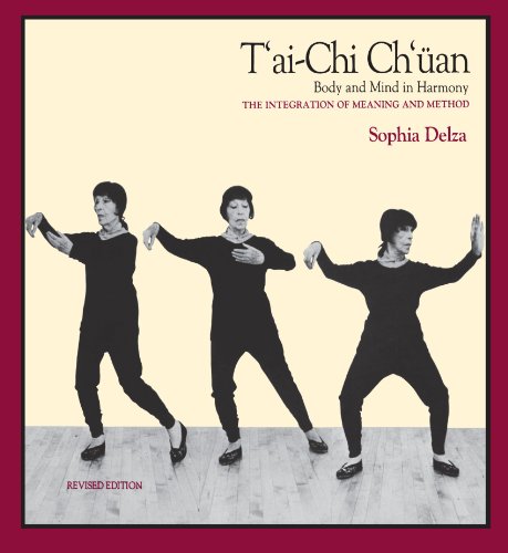 Beispielbild fr T'ai-Chi Ch'uan (Wu Style): Body And Mind In Harmony -- The Integration Of Meaning And Method zum Verkauf von Half Price Books Inc.