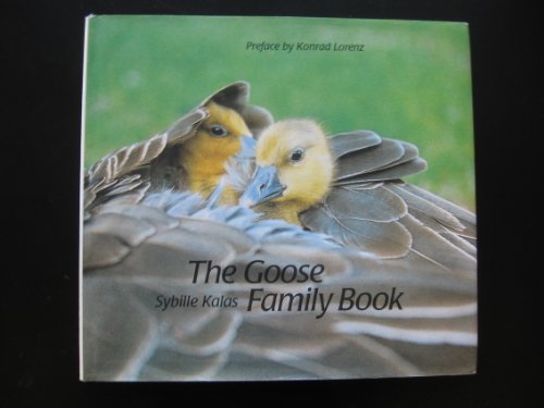 Imagen de archivo de The Goose Family Book (Animal Family S.) a la venta por Goldstone Books