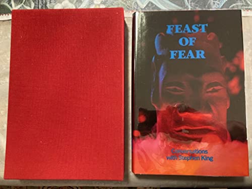 9780887330834: FEAST OF FEAR. CONVERSATIONS WITH STEPHEN KING.