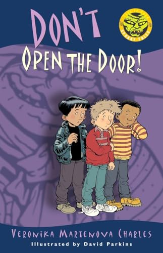 Beispielbild fr Don't Open the Door! (Easy-to-Read Spooky Tales) zum Verkauf von Gulf Coast Books