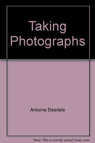 Imagen de archivo de Taking Photographs a la venta por Better World Books