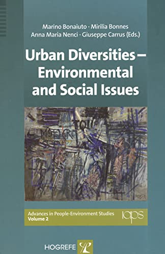 Beispielbild fr Urban Diversities - Environmental and Social Issues zum Verkauf von Better World Books