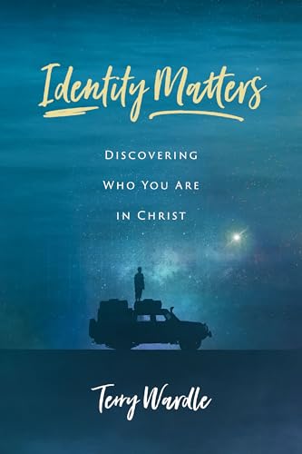 Beispielbild fr Identity Matters: Discovering Who You Are in Christ zum Verkauf von WorldofBooks