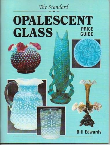 Beispielbild fr The standard opalescent glass price guide zum Verkauf von Wonder Book