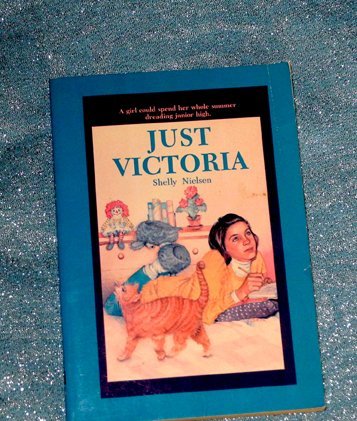 Beispielbild fr Just Victoria (Victoria Mahoney Series) zum Verkauf von Wonder Book