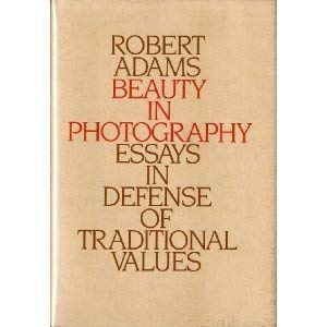 9780893810870: Beauty in Photography: Essays in Defense of Traditional Values