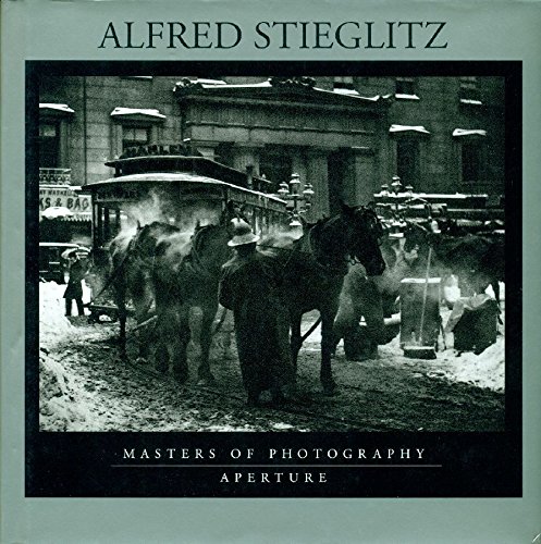 Beispielbild fr Alfred Stieglitz (Aperture Masters of Photography, Number Six) (Master of Photography) zum Verkauf von HPB Inc.