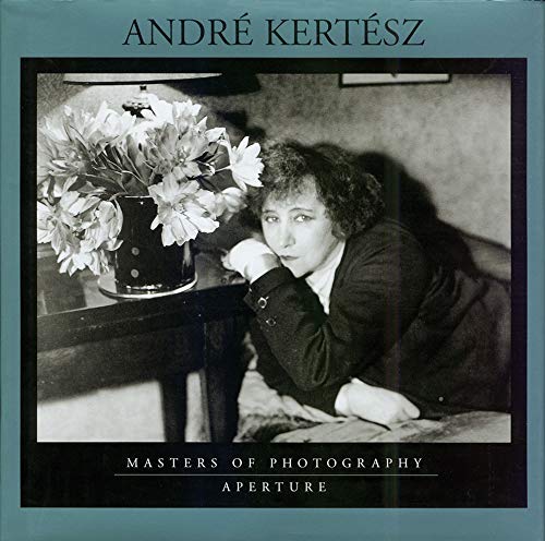 Imagen de archivo de Andre Kertesz: 11 (Masters of photography) a la venta por AwesomeBooks