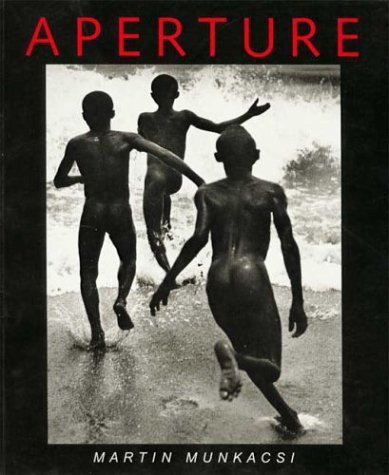 Stock image for Martin Munkacsi: Aperture 128 for sale by ThriftBooks-Atlanta