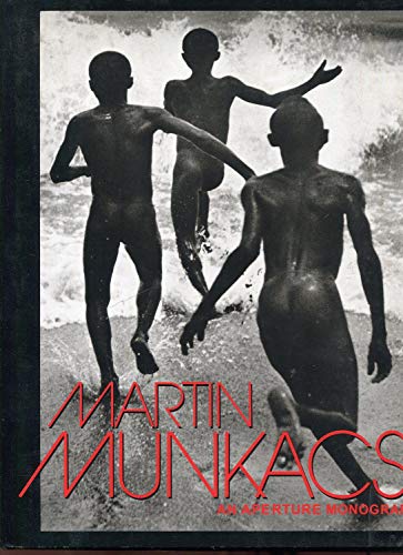 9780893815165: MARTIN MUNKACSI GEB: An Aperture Monograph