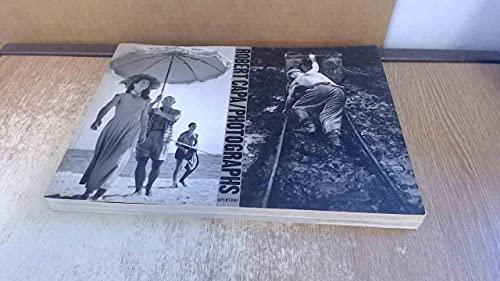 Beispielbild fr Robert Capa: Photographs zum Verkauf von WorldofBooks