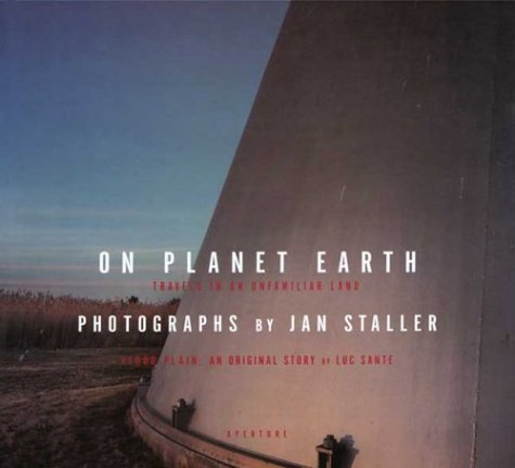 Beispielbild fr On Planet Earth: Travels in an Unfamiliar Land zum Verkauf von medimops