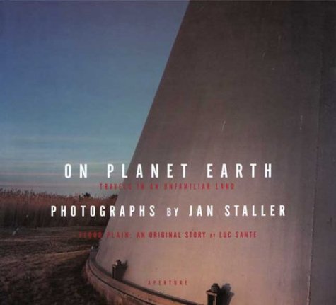 9780893817305: On Planet Earth: Travels in an Unfamiliar Land