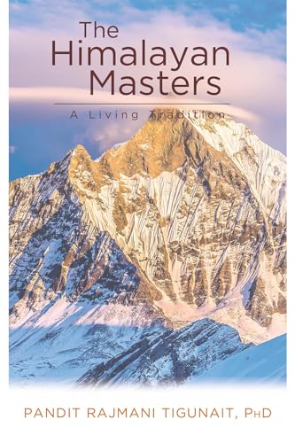 Stock image for The Himalayan Masters A Living Tradition for sale by More Than Words