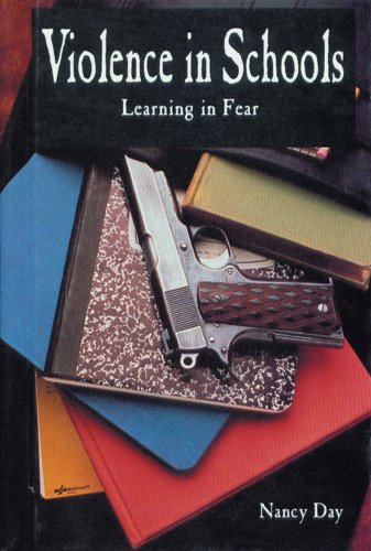 Beispielbild fr Violence in Schools : Learning in Fear zum Verkauf von Better World Books