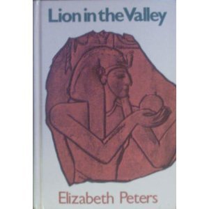 9780896217300: Lion in the Valley: An Amelia Peabody Mystery