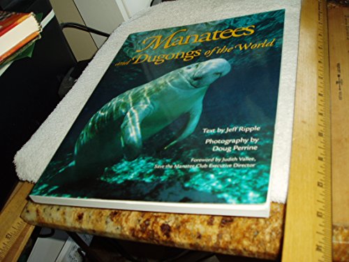 Imagen de archivo de Manatees and Dugongs of the World a la venta por Better World Books