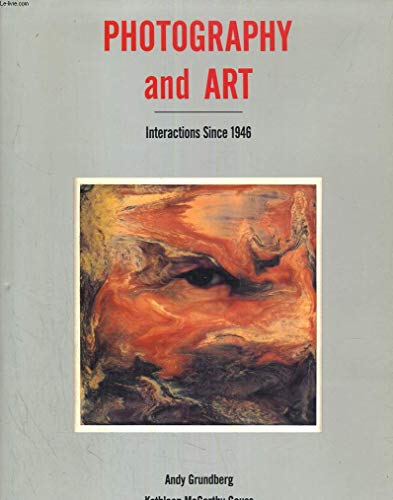 Beispielbild fr Photography and Art : Interactions since 1946 zum Verkauf von Better World Books