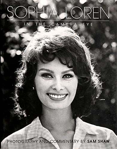 Imagen de archivo de Sophia Loren: In the Camera Eye a la venta por ThriftBooks-Reno